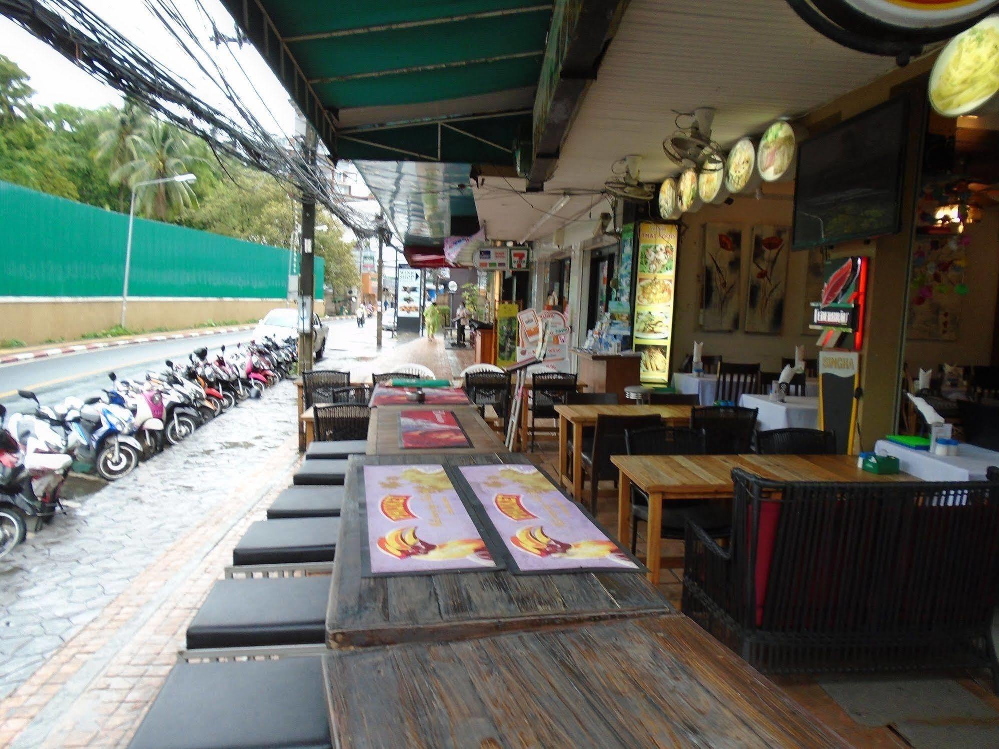 Kata Green Beach Hotel Ngoại thất bức ảnh