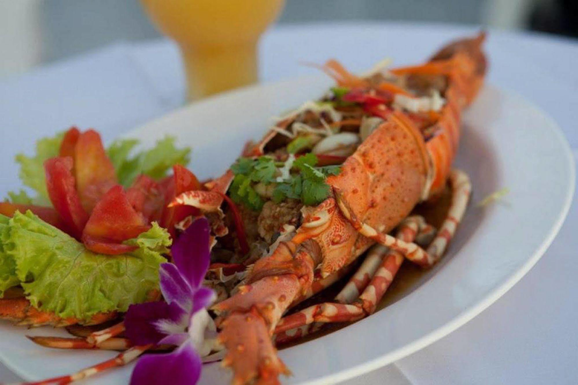 Kata Green Beach Hotel Ngoại thất bức ảnh